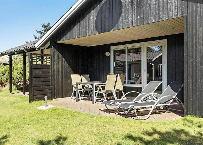 144-ringkobing-holmsborgvej-38 *